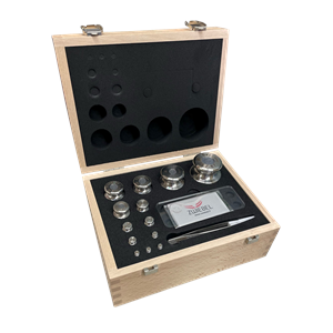 Set of weights stainless, wooden box 1mg-200g (611,11g) incl. E2 calibration.