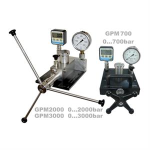 Manual pump pressure generator GPM 2000 bar
